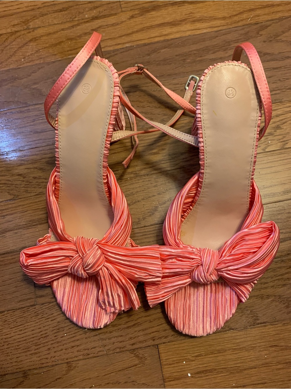 Womens Coral Knot Front strappy Sandals size 8.5